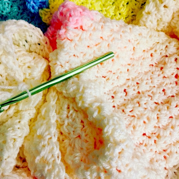 Meet your Posher, Christie - Picture 1 of 2